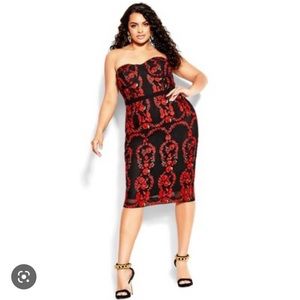 City Chic Dolce Rose Embroidered
Corset Dress (Plus Size)